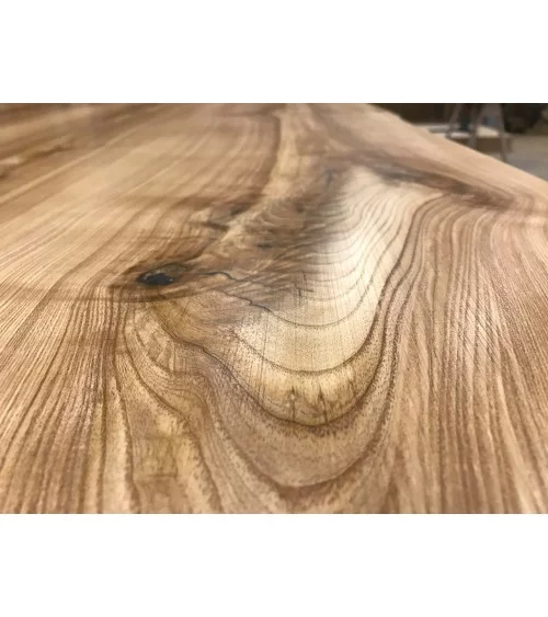 Stół z litego drewna do jadalni Must Tuum